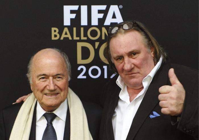 Balón de Oro 2012: Las caras de Cristiano Ronaldo tras perder el Balón de Oro (FOTOS, TUITS)