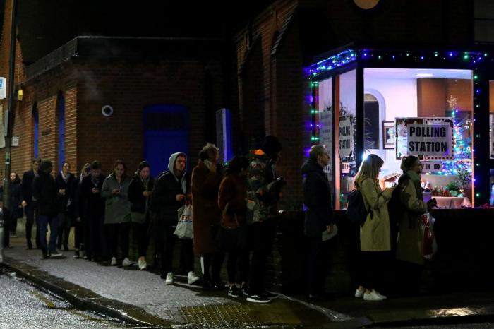 "Que sea lo que Dios quiera": las imágenes de las elecciones en Reino Unido
