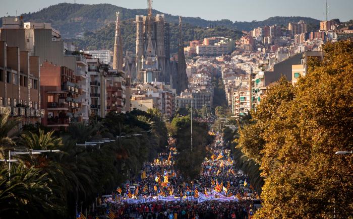 El Defensor del Pueblo catalán culpa a los españoles del déficit de su sanidad