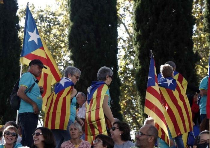 El Defensor del Pueblo catalán culpa a los españoles del déficit de su sanidad