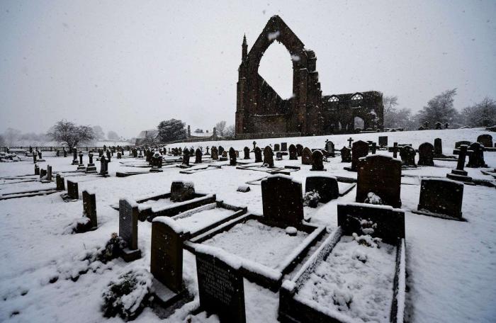 Tokio, París y otras ciudades convertidas en postales de nieve (FOTOS)