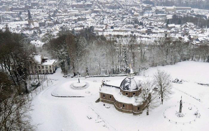 Tokio, París y otras ciudades convertidas en postales de nieve (FOTOS)