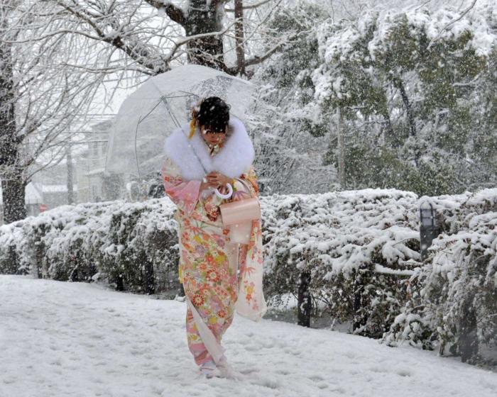 Tokio, París y otras ciudades convertidas en postales de nieve (FOTOS)
