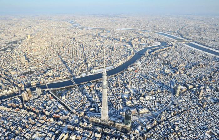 Tokio, París y otras ciudades convertidas en postales de nieve (FOTOS)