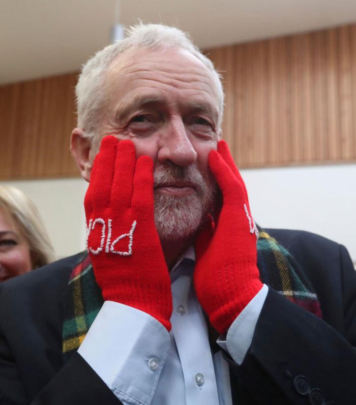 Jeremy Corbyn, el rojo clásico que no encandila pero pone en peligro a Johnson