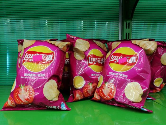 Lo que encuentra en el pasillo de Carrefour arrasa en Twitter: entre la admiración y el miedo