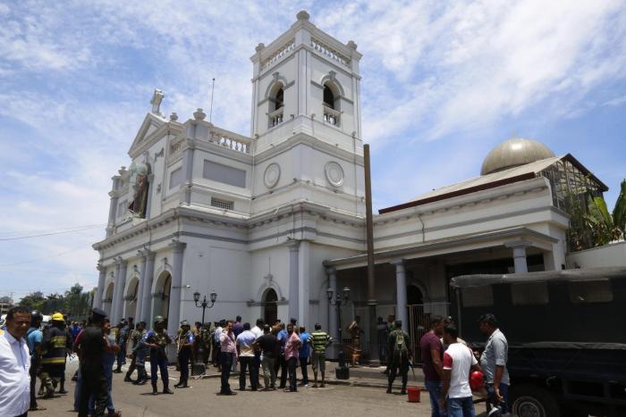 Matanza en Sri Lanka: al menos 310 muertos y más de 500 heridos en una cadena de atentados en iglesias y hoteles de lujo