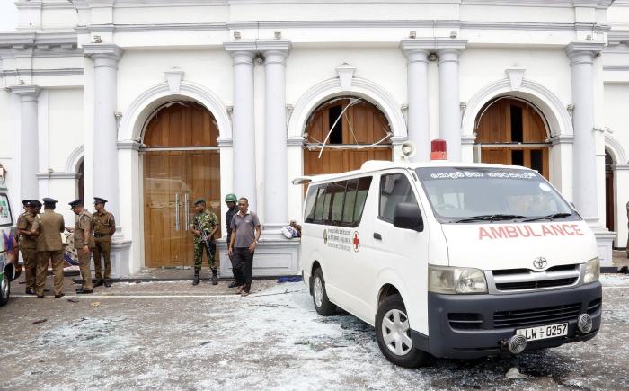 Matanza en Sri Lanka: al menos 310 muertos y más de 500 heridos en una cadena de atentados en iglesias y hoteles de lujo
