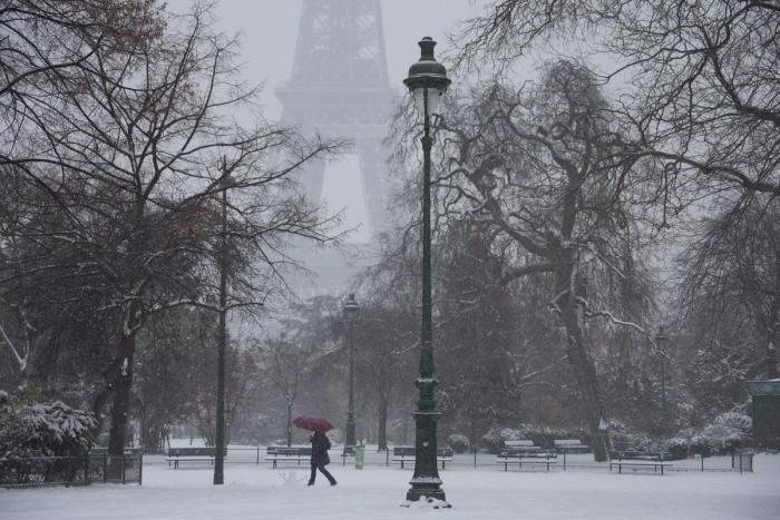 Imágenes de invierno: 11 fotos de París tras una nevada (FOTOS)