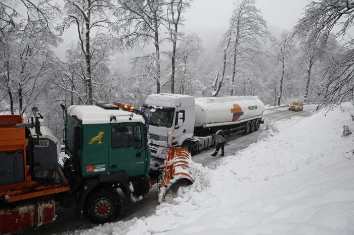 La nieve teñirá de blanco media España a partir de este martes (FOTOS)