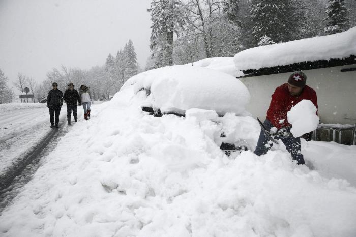 La nieve teñirá de blanco media España a partir de este martes (FOTOS)
