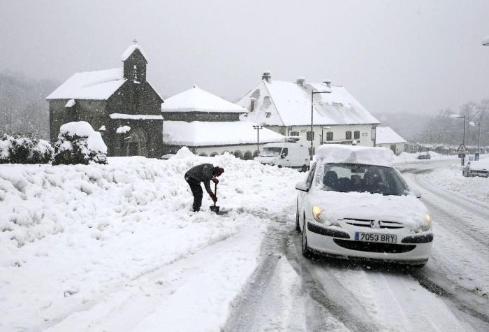 La nieve teñirá de blanco media España a partir de este martes (FOTOS)