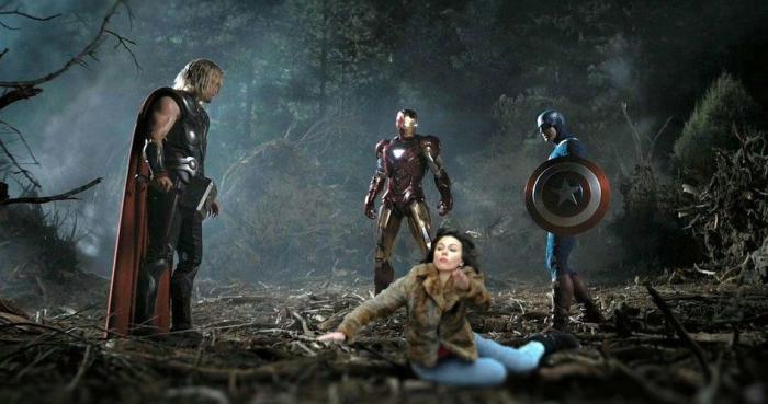 Scarlett Johansson: la caída que se transformó en montajes (GIF, TUITS, FOTOS)