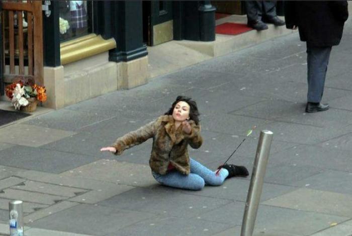 Scarlett Johansson: la caída que se transformó en montajes (GIF, TUITS, FOTOS)