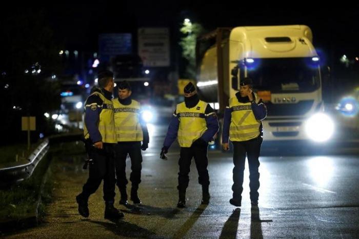 Investigan la retirada de la bandera española del Palau de la Generalitat catalana