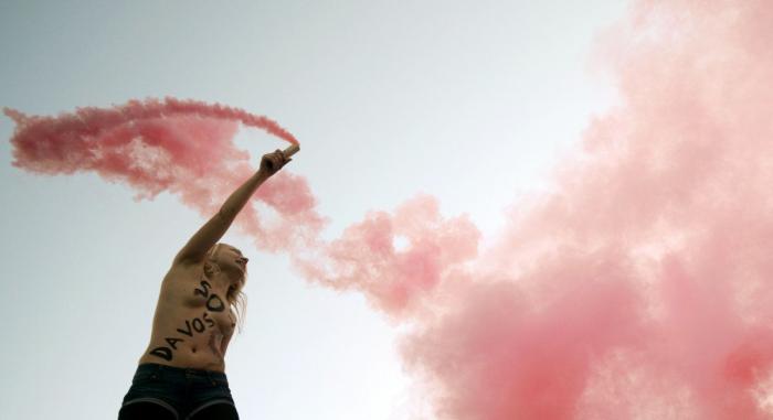 La cantidad y gravedad de las crisis actuales desafían a los líderes en el Foro de Davos