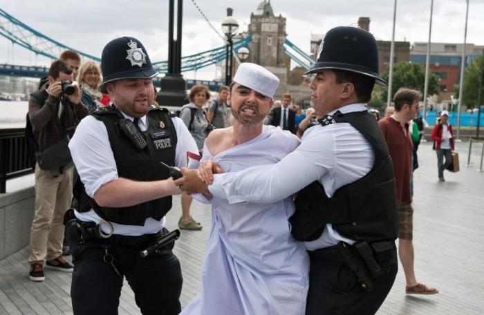 Madrid permite a los colegios prohibir el veto islámico