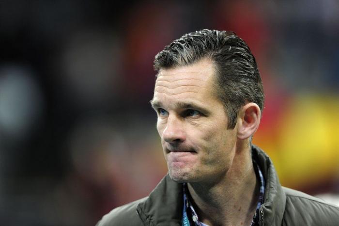 Morbo en las gradas: El príncipe en el palco y Urdangarin a pie de pista en el Palau Sant Jordi (FOTOS)