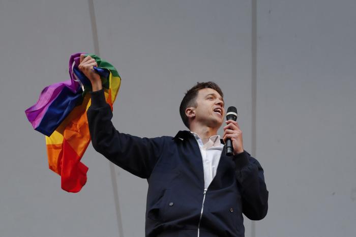 Errejón arrasa en Twitter con su respuesta al mensaje de una deportista rusa sobre un gimnasta español