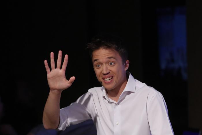 Errejón arrasa en Twitter con su respuesta al mensaje de una deportista rusa sobre un gimnasta español