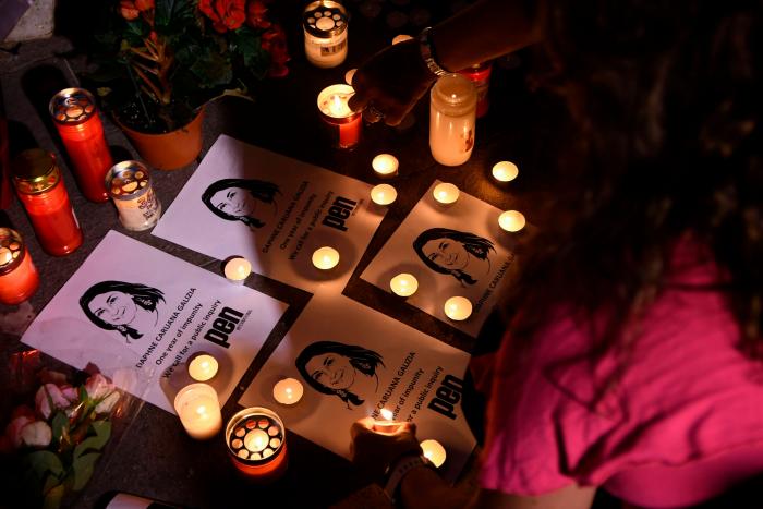 La Eurocámara pide la dimisión inmediata del primer ministro de Malta por dudas sobre la investigación del caso Caruana