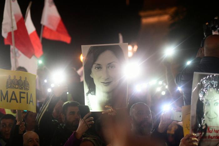 La Eurocámara pide la dimisión inmediata del primer ministro de Malta por dudas sobre la investigación del caso Caruana