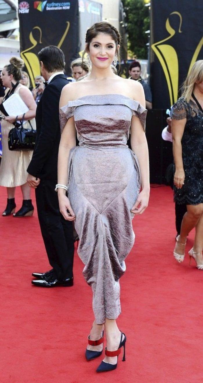 Cate Blanchett: vestido rojo deslumbrante en los Premios australianos de Cine y Televisión (FOTOS)