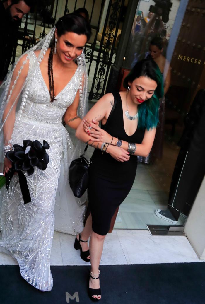 Un famoso se sincera sobre la boda de Sergio Ramos y Pilar Rubio: "Iba tan pedo que pensé que el dragón era de verdad"