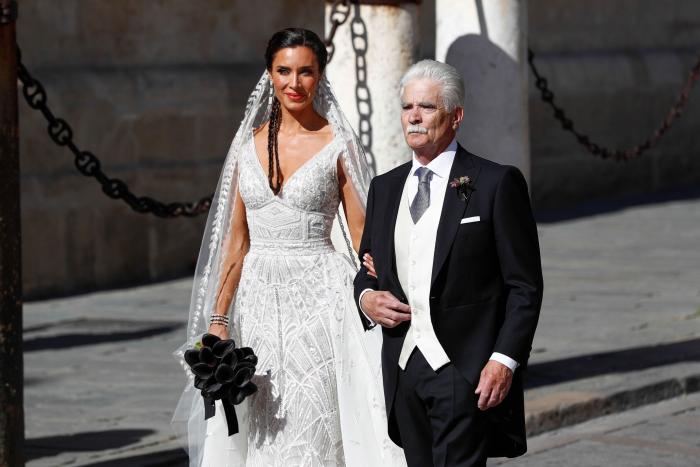 Un famoso se sincera sobre la boda de Sergio Ramos y Pilar Rubio: "Iba tan pedo que pensé que el dragón era de verdad"