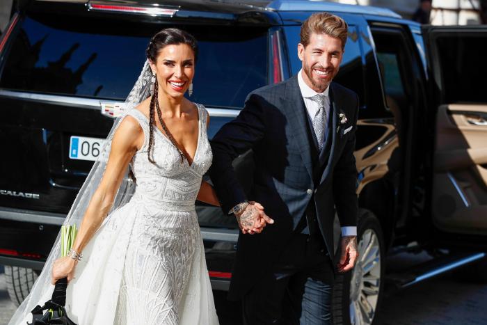 Un famoso se sincera sobre la boda de Sergio Ramos y Pilar Rubio: "Iba tan pedo que pensé que el dragón era de verdad"