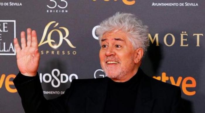 La foto de Almodóvar después de ganar 0 Goyas