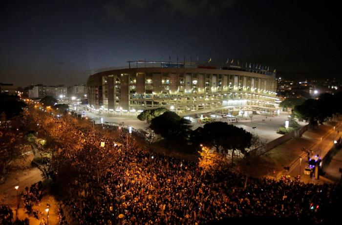 Un 'Clásico' entre barricadas y pinchazo independentista