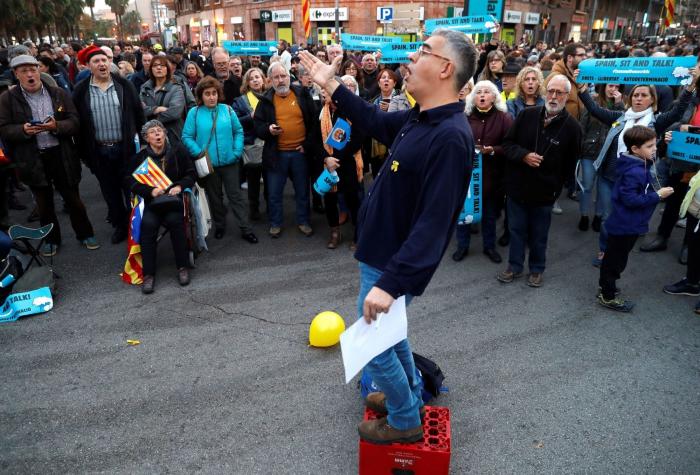 Un 'Clásico' entre barricadas y pinchazo independentista