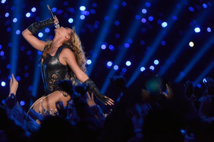 Y lo hizo: Demi Lovato emociona con su actuación en la final de la Super Bowl