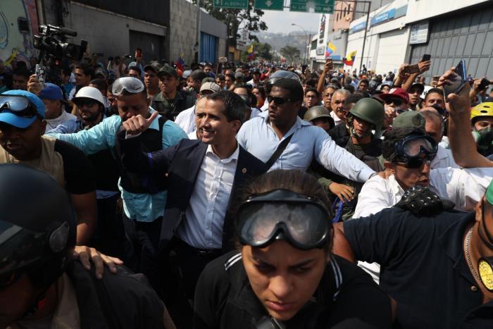 El augurio fallido de Aznar en 2017: le dijo a Bertín Osborne lo que pasaría si Pablo Iglesias llegaba al Gobierno