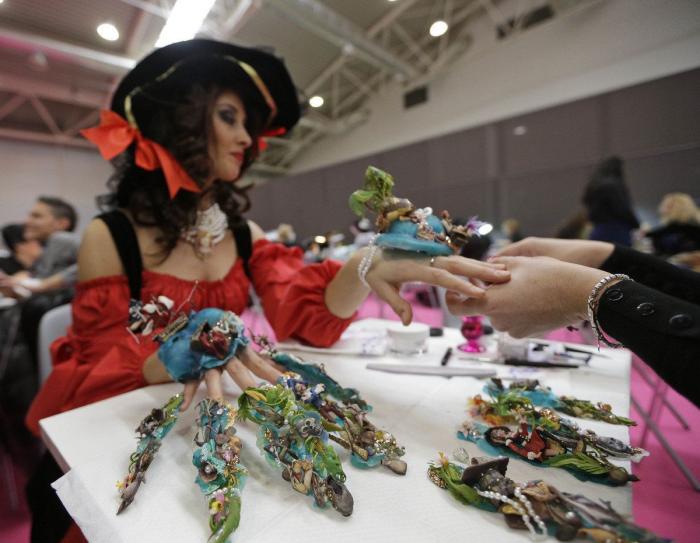 Nail Olympics: las uñas más extremas se encuentran en Roma (FOTOS)