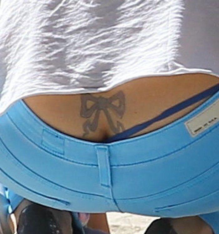 El tatuaje con errata de Gloria Camila (FOTOS)