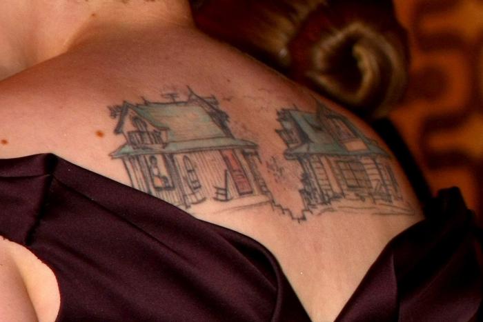 El tatuaje con errata de Gloria Camila (FOTOS)