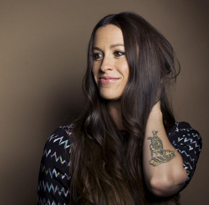 El tatuaje con errata de Gloria Camila (FOTOS)