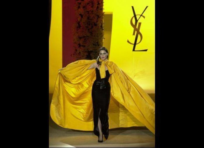 El pequeño-gran detalle por el que la portada de 'Paris Match' está arrasando: salta a la vista