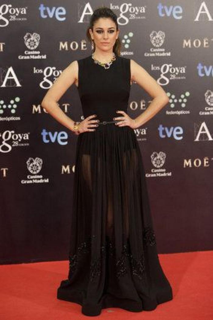Las fotos en 'topless' de Blanca Suárez en la piscina que baten récords en Instagram