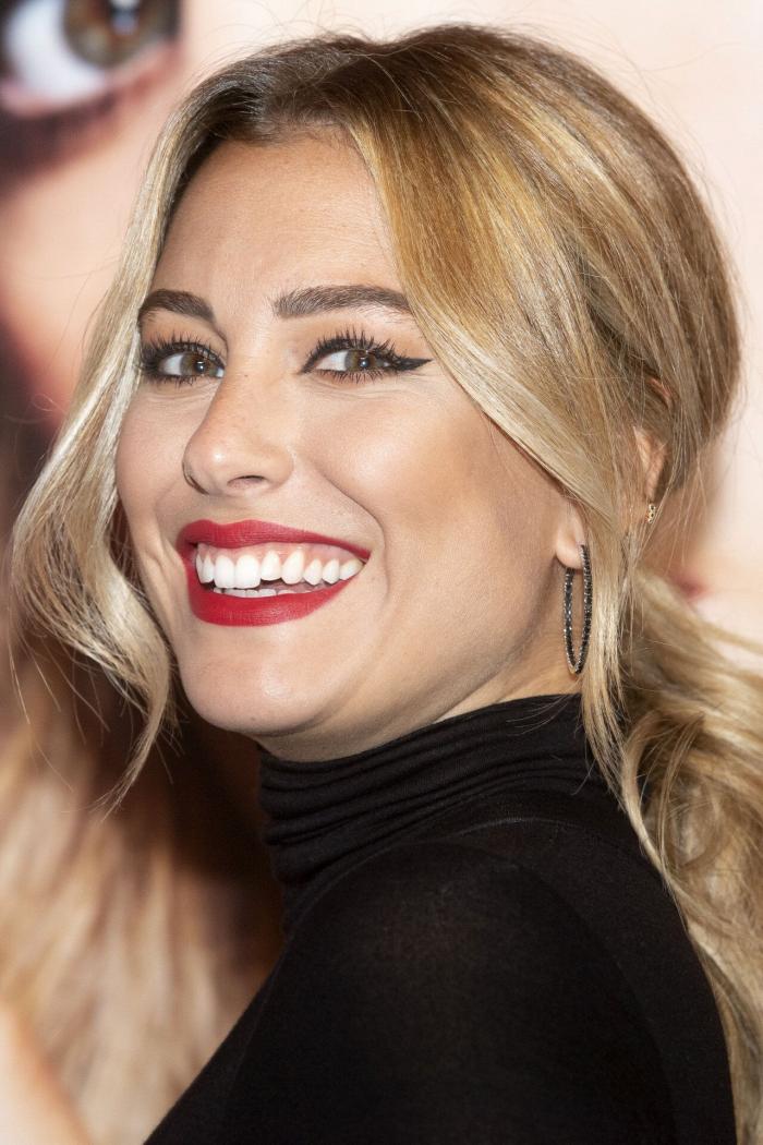 Las fotos en 'topless' de Blanca Suárez en la piscina que baten récords en Instagram