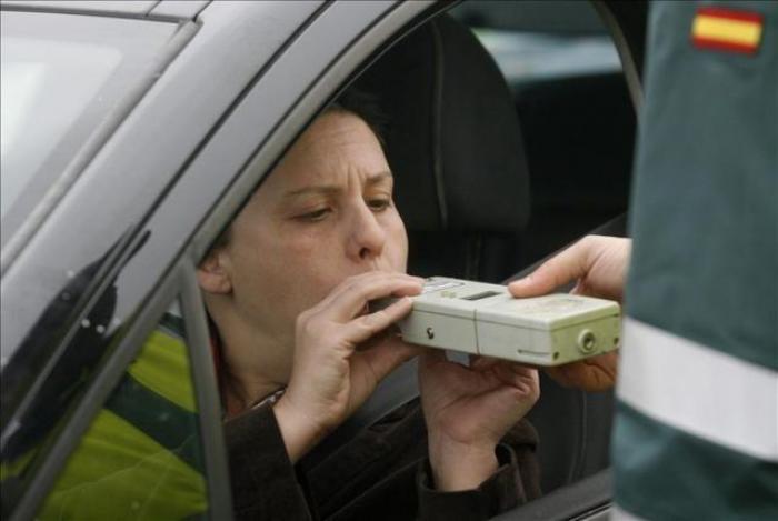 Operación salida: España se lanza a la carretera para salir del túnel de la pandemia
