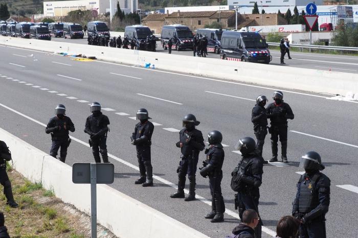 Incredulidad por lo que ha ocurrido en Google con la gasolinera donde fue detenido Puigdemont