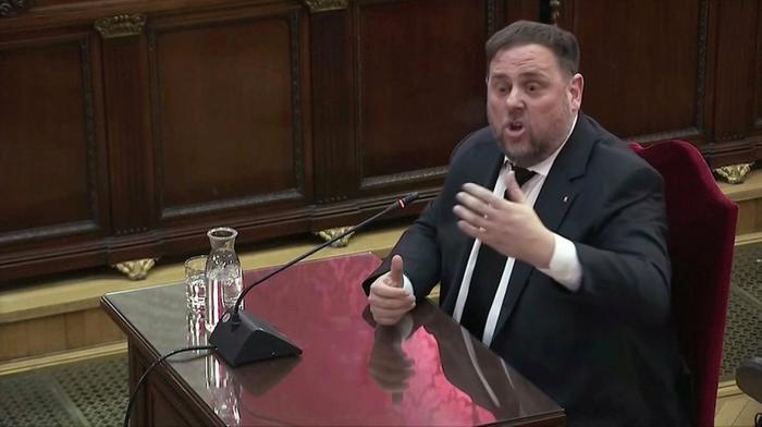 El PP mete presión contra los indultos con la figura del rey: "No puede ser que le hagan firmar esto"