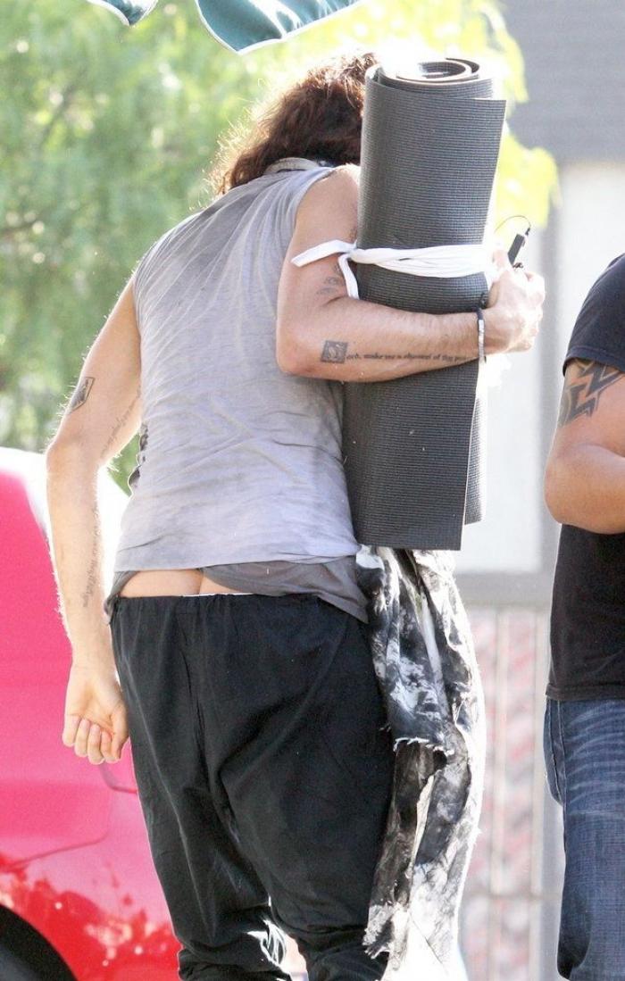 El vestido traiciona a Selena Gómez... y lo enseña todo