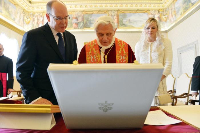 Giovanna Chirri, la periodista que publicó la exclusiva de la renuncia del papa: "Me temblaban las piernas"