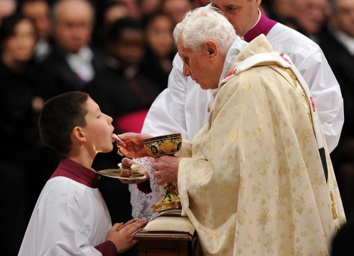 Giovanna Chirri, la periodista que publicó la exclusiva de la renuncia del papa: "Me temblaban las piernas"