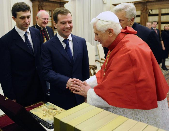 Giovanna Chirri, la periodista que publicó la exclusiva de la renuncia del papa: "Me temblaban las piernas"