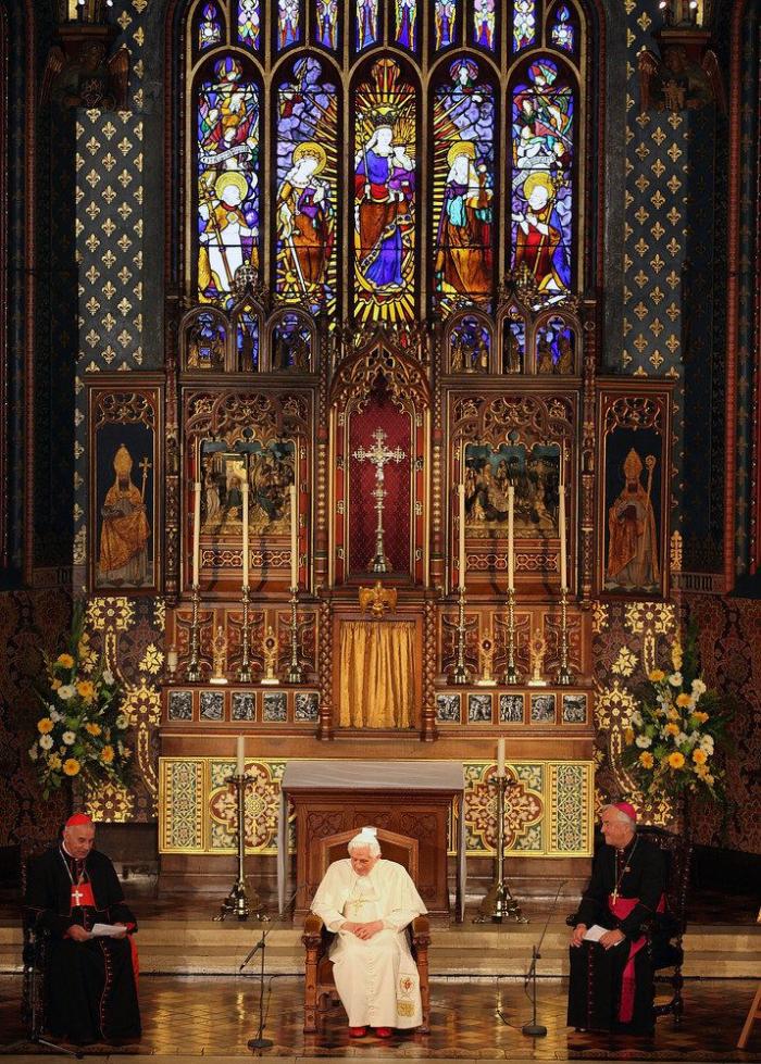 Giovanna Chirri, la periodista que publicó la exclusiva de la renuncia del papa: "Me temblaban las piernas"